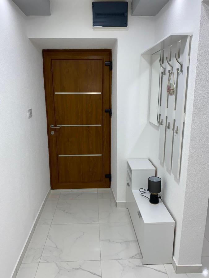 Apartman Jovana Bileća Exterior foto